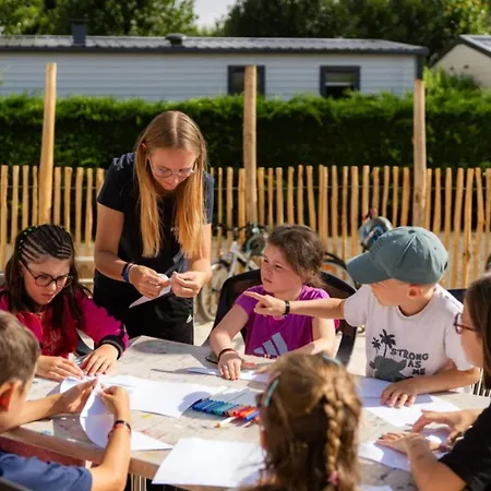 Mobil A Saint-jean-de-monts Avec Terrasse - Api-1-52-1099 مكان تخييم